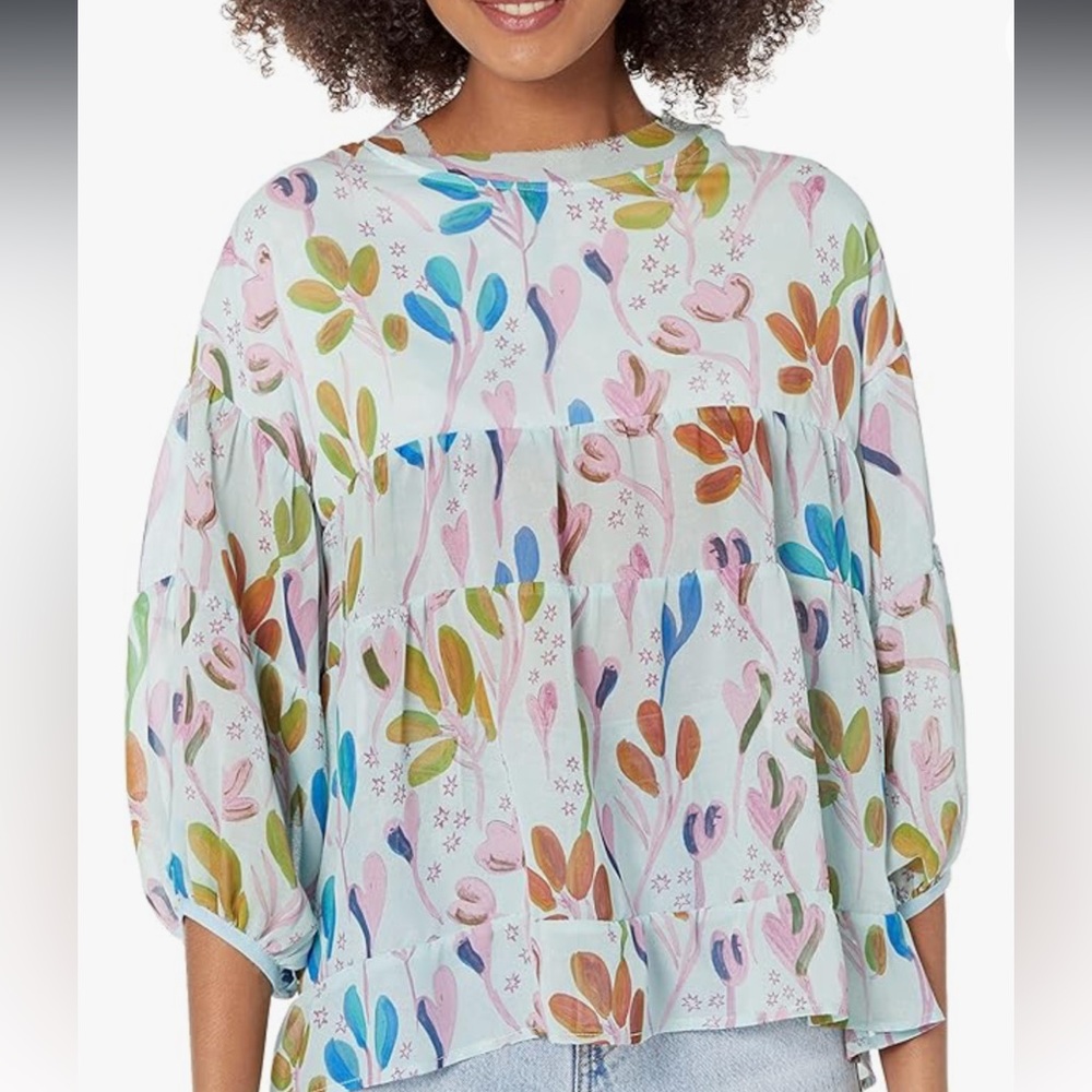 Kendall and Kylie mystic clover Cropped flowy top.